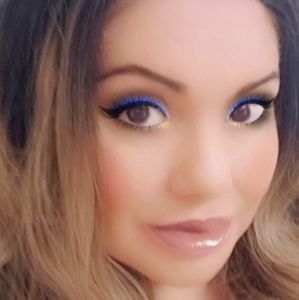 Meet your Posher, Lorena